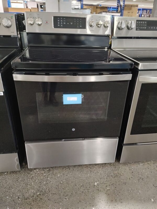 Cuisinière de 5 pi³, Convection européenne véritable, Air Fryer, Stainless - JCB840STSS – Image 5