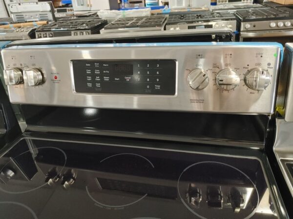 Cuisinière de 5 pi³, Convection européenne véritable, Air Fryer, Stainless - JCB840STSS – Image 7