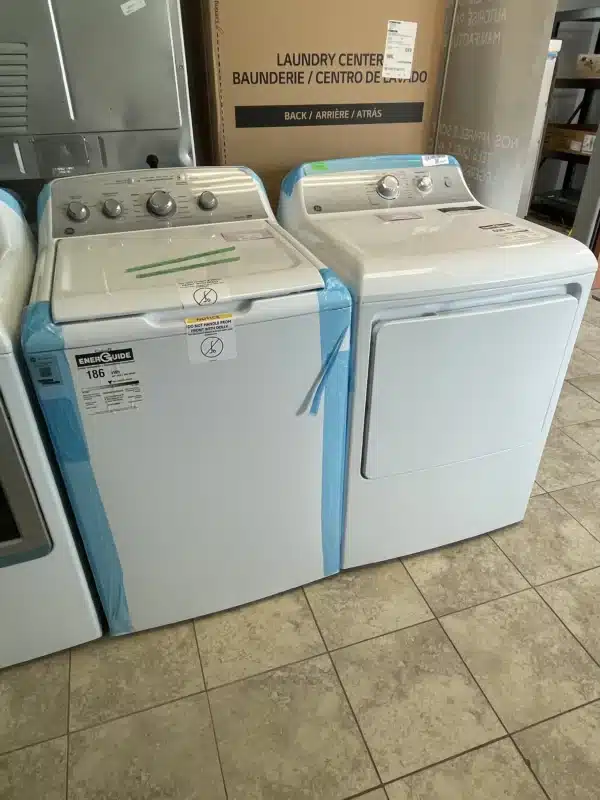 GE 27'' Washer & Dryer Combo, 4.9 + 7.2 cu.ft. – GTW451BMRWS + GTD40EBMRWS - Image 3