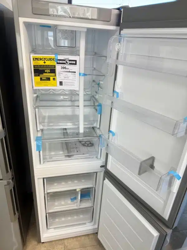 Réfrigérateur congélateur inférieur 24'' à profondeur de comptoir, double refroidissement – URB551WNGZ – Image 5
