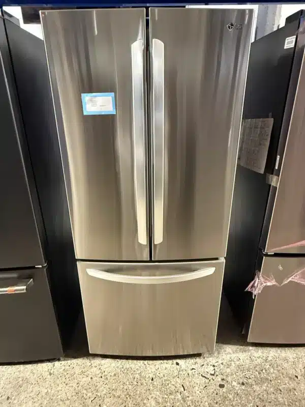 LG Refrigerator – 30", Stainless Steel, 21.8 cu ft – LRFNS2200S - Image 5