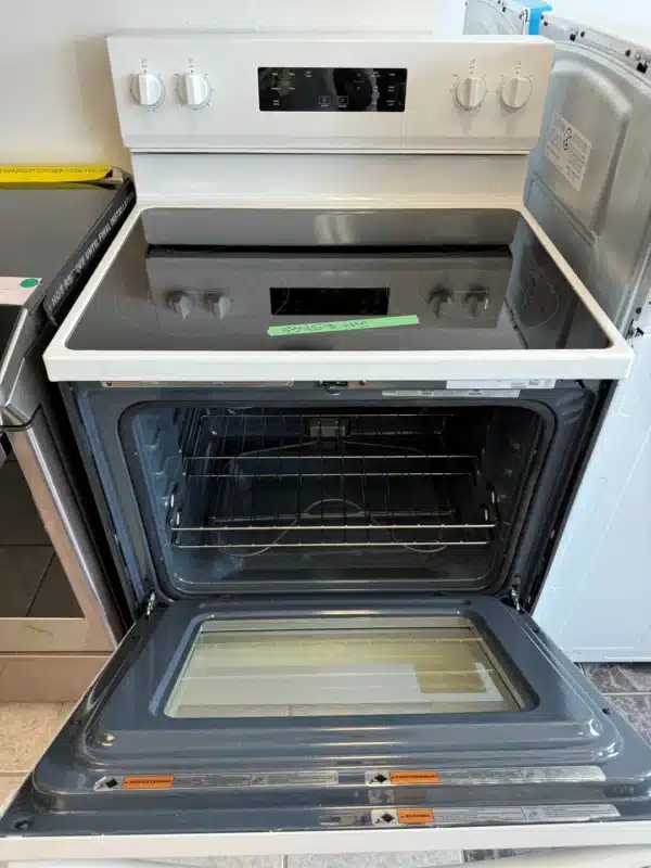 Whirlpool Cuisinière électrique 30″, Surface lisse, Blanc - YWFES3530RW – Image 4