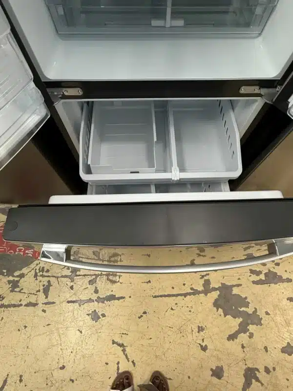 Réfrigérateur GE 30’’ à portes françaises – Acier inoxydable – GNE21DYRKFS – Image 3