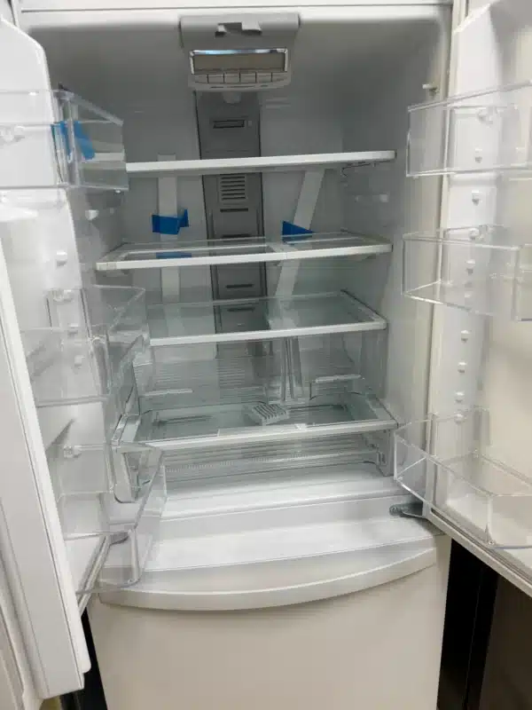 Réfrigérateur Whirlpool 30’’ à portes françaises, profondeur de comptoir, 19,7 pi³ – WRF560SFHW – Image 4