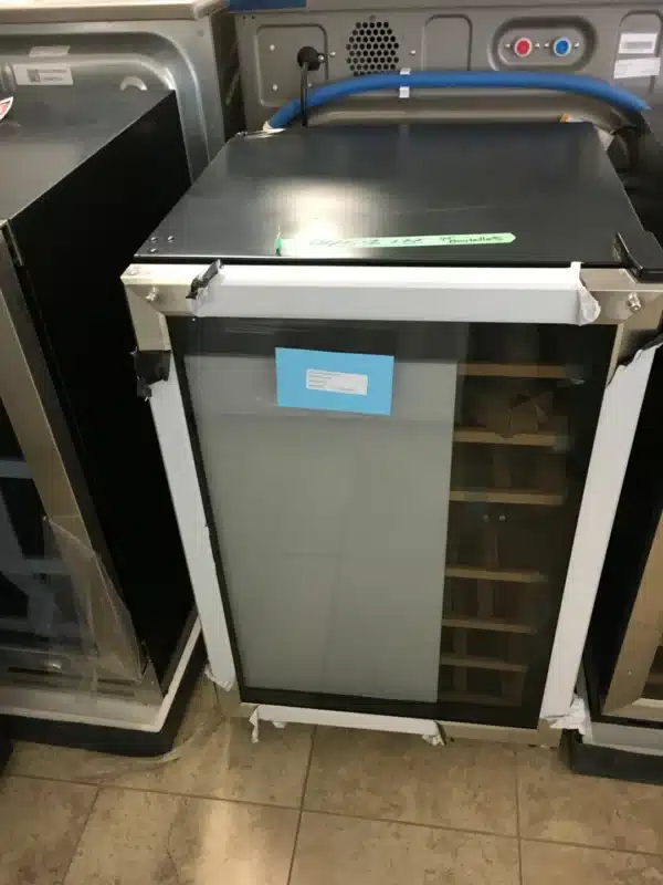 Frigidaire 21” Built-In Wine Cooler, 45 Bottles – Stainless Steel – FRWW4543AS - Image 5